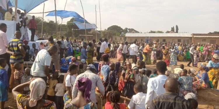 Uvira : Début du meeting de prière pour le pays et ses leaders politiques dont l’honorable Luc Mulimbalimba