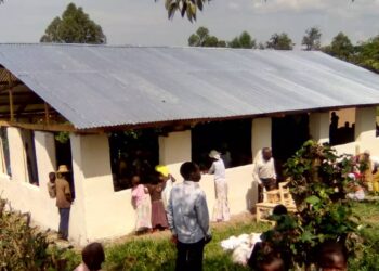 Uvira : Le village de Ndolera doté d’un marché communautaire moderne par l’honorable Luc Mulimbalimba