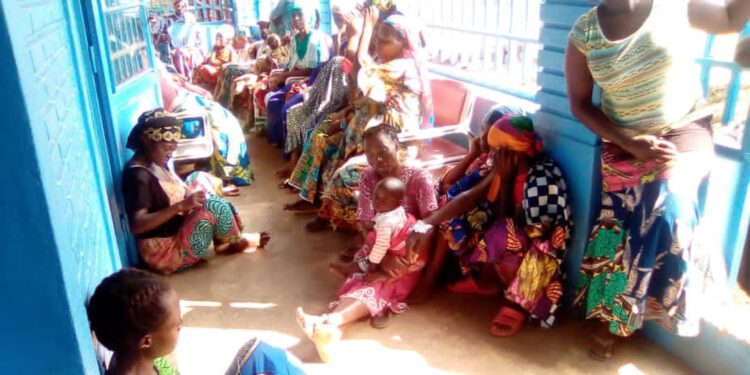 Uvira : Des habitants bénéficient déjà de la gratuité des soins médicaux à la Clinique de Luc Mulimbalimba