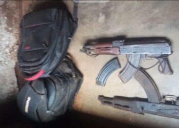 Mwenga : La PNC arrête cinq présumés voleurs à Luhwindja grâce à la collaboration de la population