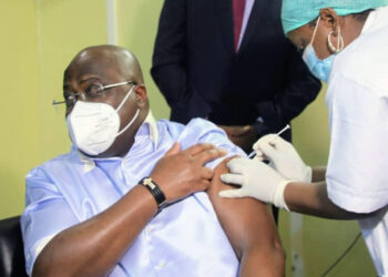 RDC/Covid-19 : Félix Tshisekedi reçoit sa première injection de l’antigène non précisé au public