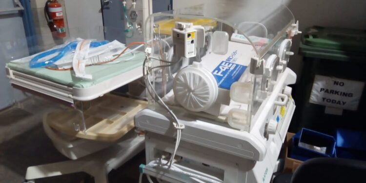 Uvira : L’hôpital général de Luvungi bénéficie du député Luc Mulimbalimba des nouveaux équipements médicaux