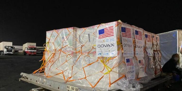 Covid-19 : La RDC reçoit des États-Unis d’Amérique 250.320 doses du vaccin Moderna
