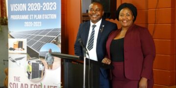 Sud-Kivu/Uvira : L’Hon Luc Mulimbalimba continue à se Confirmer Comme grand leader notable et Homme politique du territoire d’Uvira