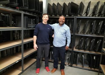 Relation Parlementaire RDC-AUSTRALIE : Ouverture des Centres Informatiques et Bureautique en RDC afin de lutter contre le chômage  chez les Jeunes