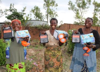 Sud-Kivu: La MHCD annonce la deuxième phase de distribution des kits solaires à Uvira