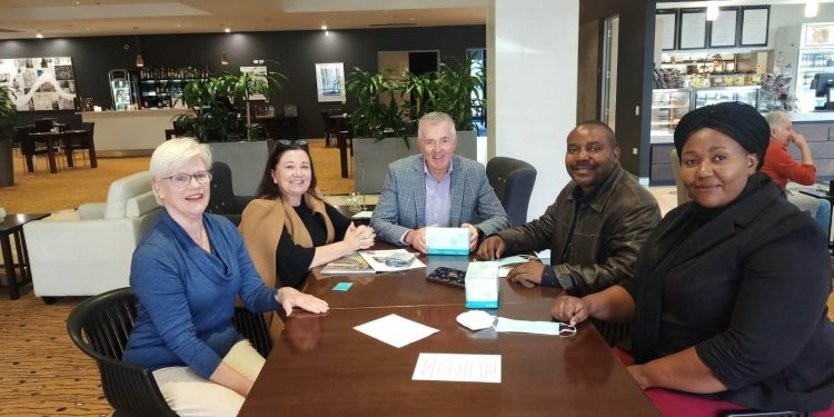 Sud-Kivu: L’honorable Luc Mulimbalimba annonce un programme de soins médicaux gratuits pour les épileptiques