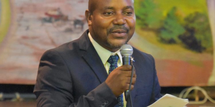 Sud-Kivu : Voici les réalisations de l’honorable Luc Mulimbalimba avec son organisation MHCD en 2022