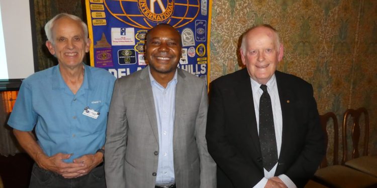 Programme d’éducation pour tous en RDC : le Dr Luc Mulimbalimba a échangé avec les dirigeants de l’organisation Kiwanis